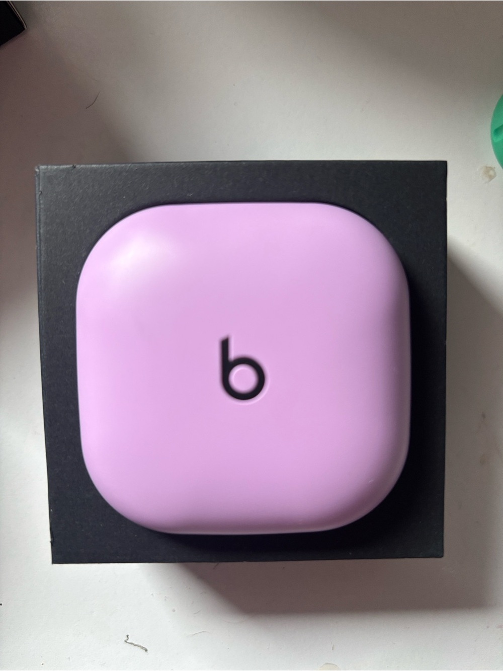 Beats by Dre Powerbeats Pro Wireless Earbuds - purple - Picture 3 of 3